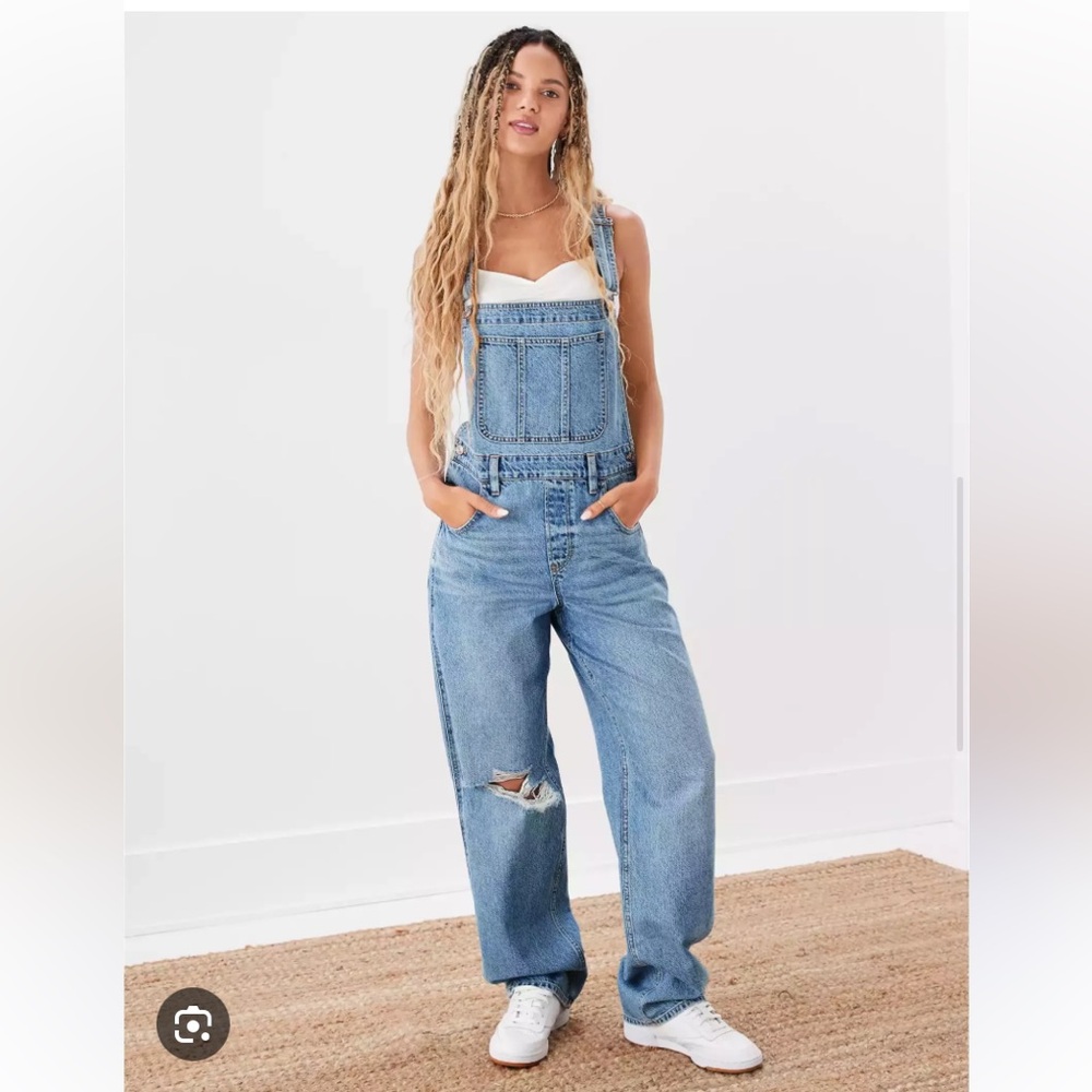 American Eagle ripped denim baggy overall